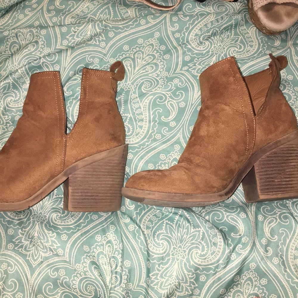 Booties - Picture 5 of 5